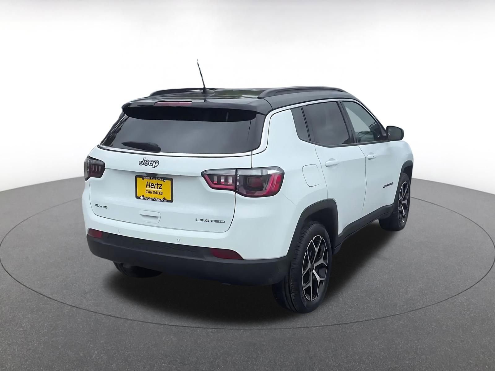 Thumbnail: 2025 Jeep Compass - 14