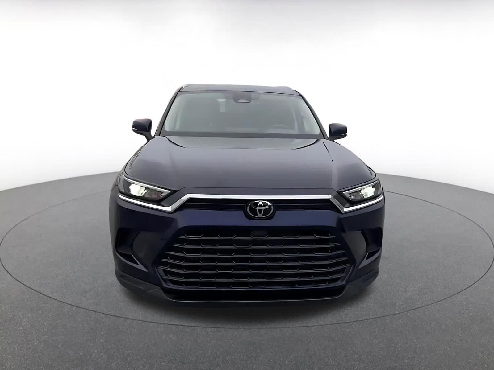 Thumbnail: 2025 Toyota Grand Highlander - 4