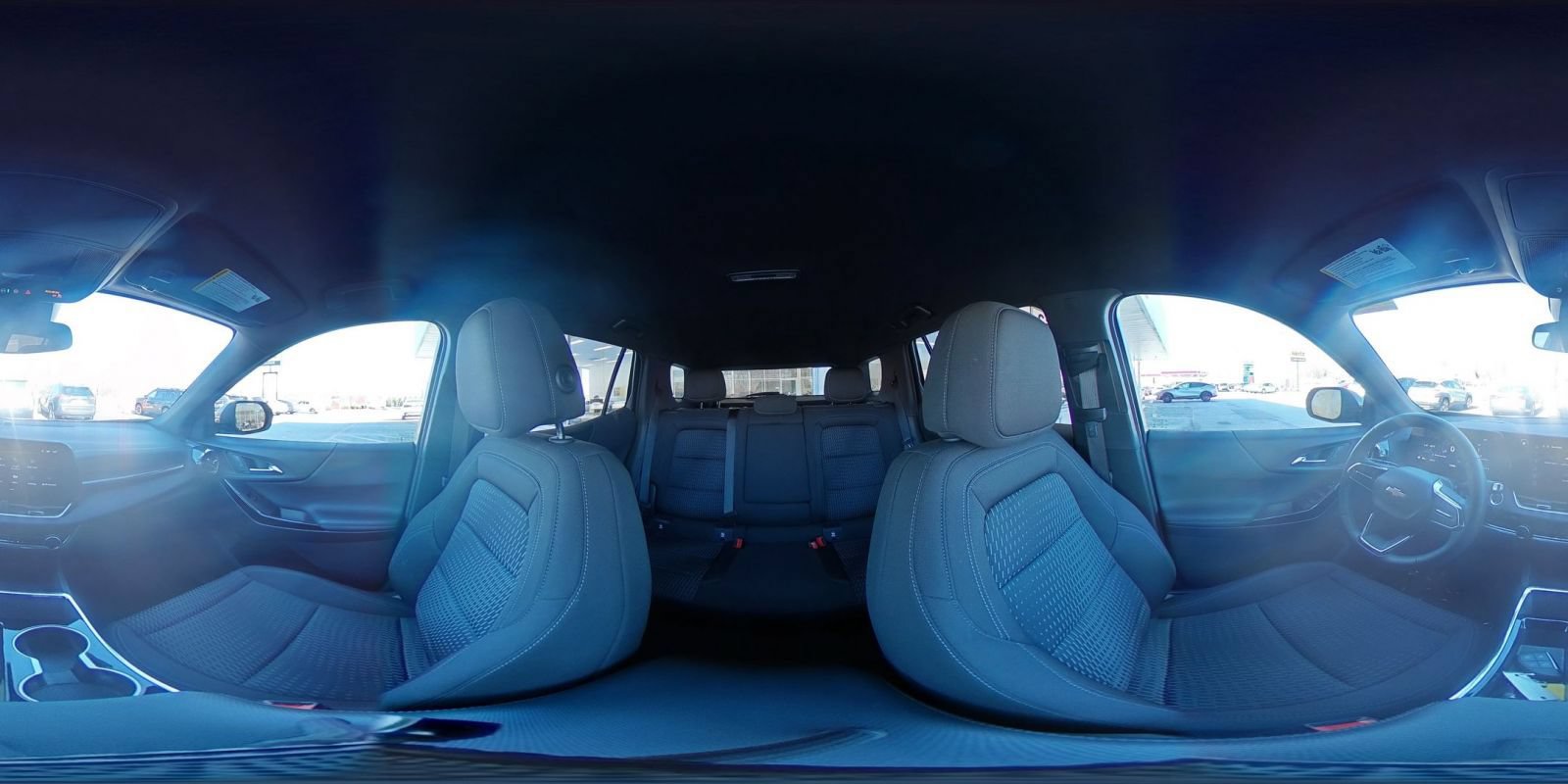 Thumbnail: 2025 Chevrolet Equinox - 32