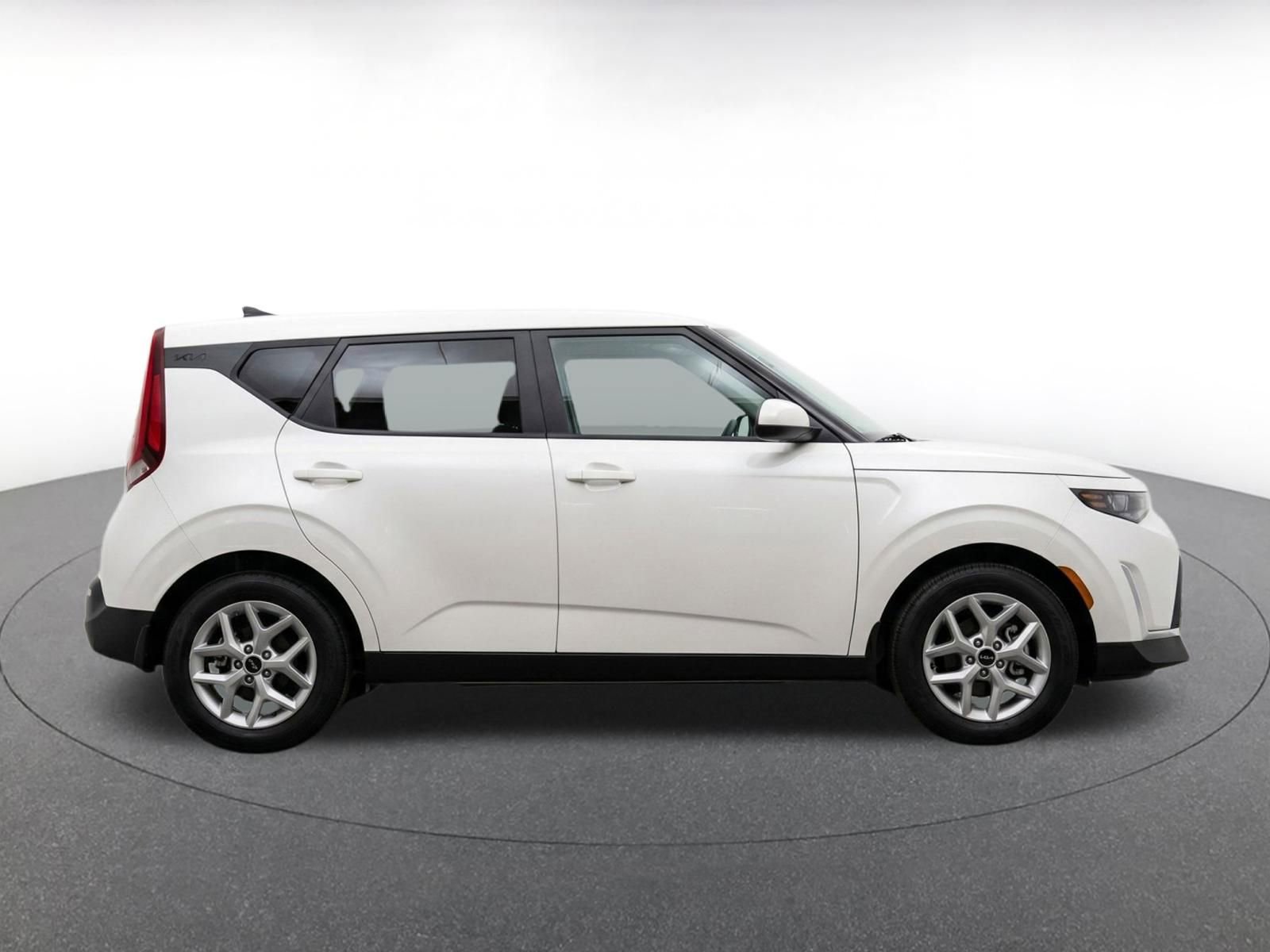 Thumbnail: 2025 Kia Soul - 10