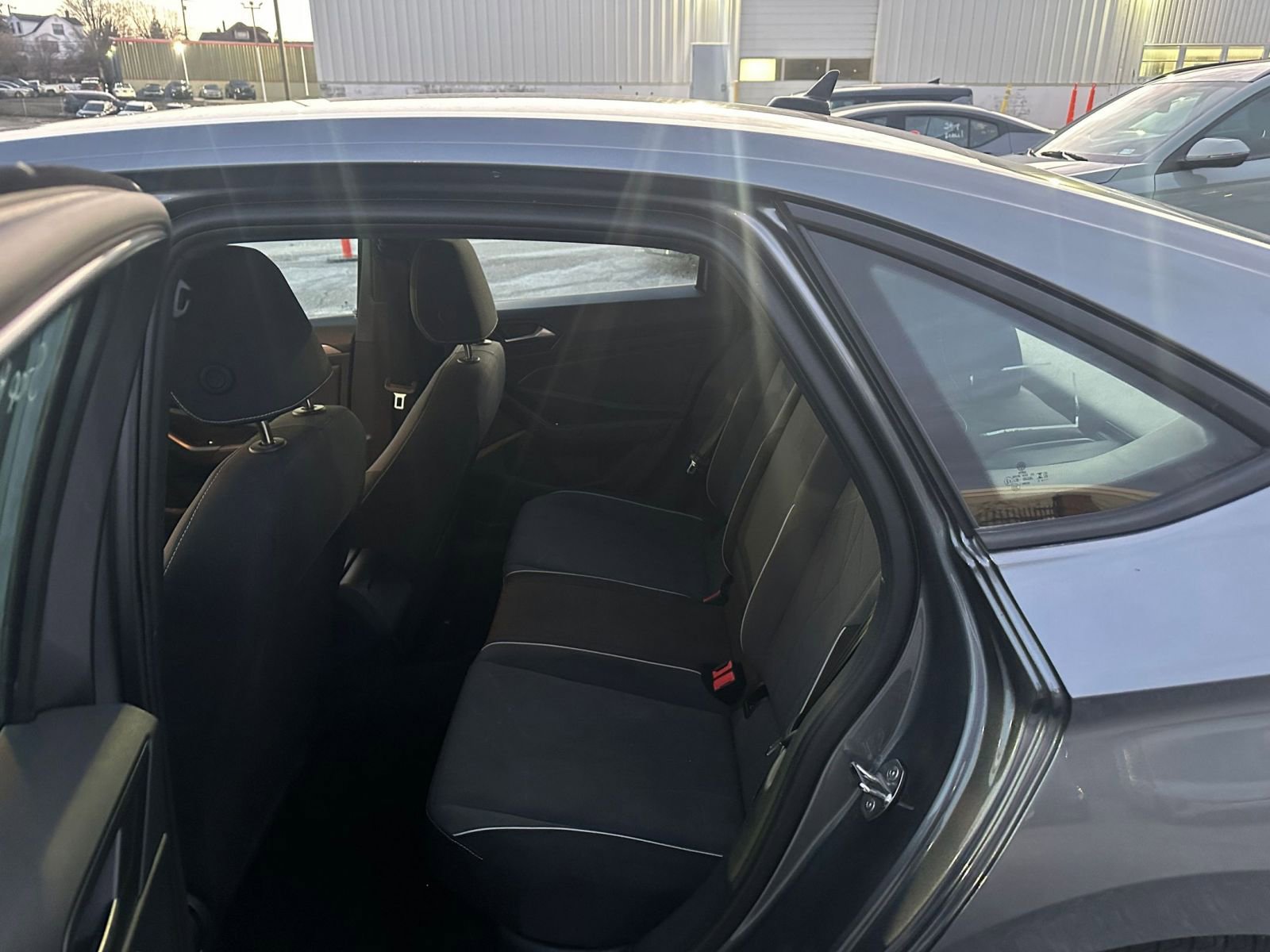 Thumbnail: 2025 Volkswagen Jetta - 9