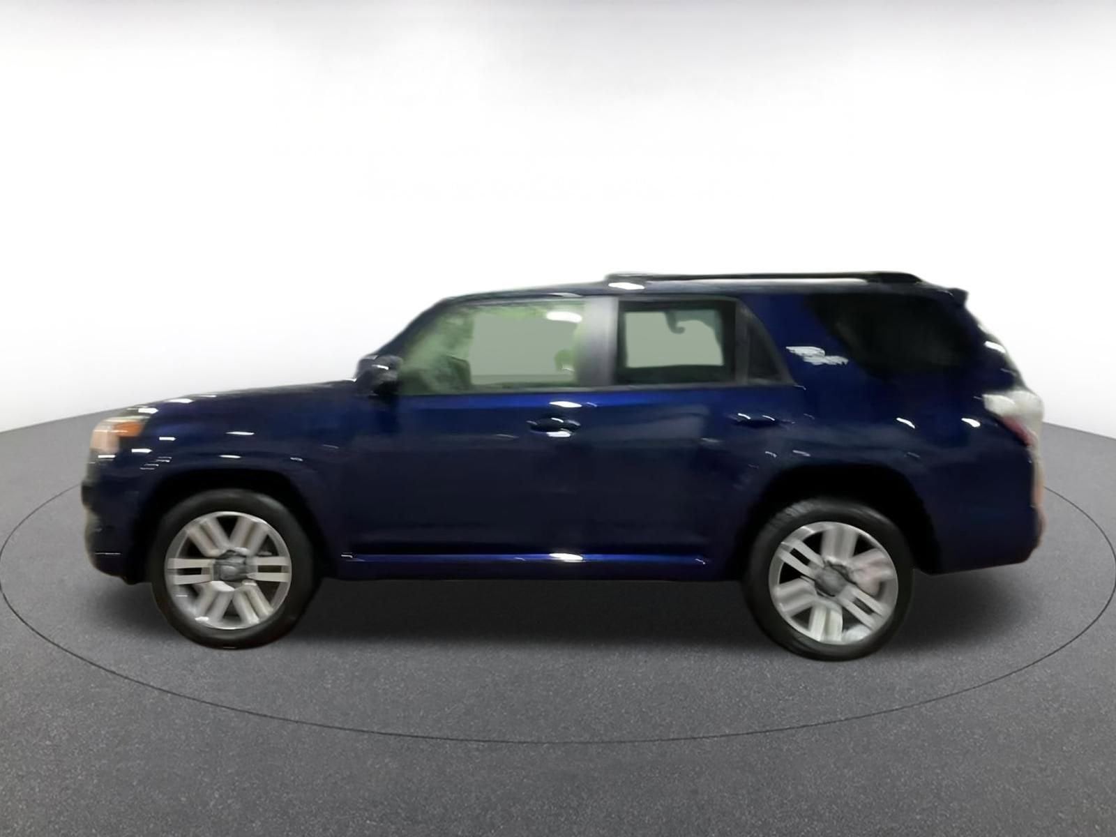 Thumbnail: 2024 Toyota 4Runner - 8