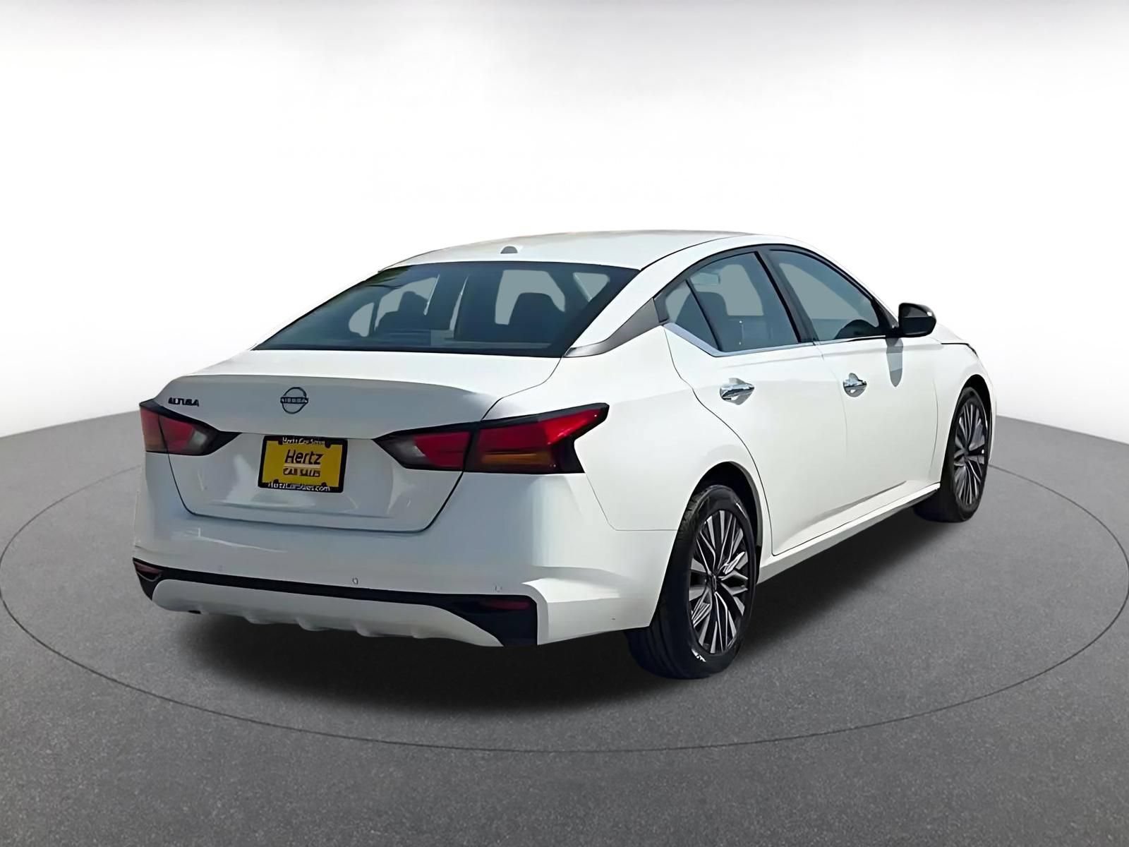 Thumbnail: 2025 Nissan Altima - 14