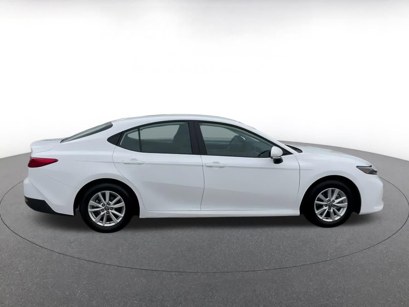 Thumbnail: 2025 Toyota Camry - 14