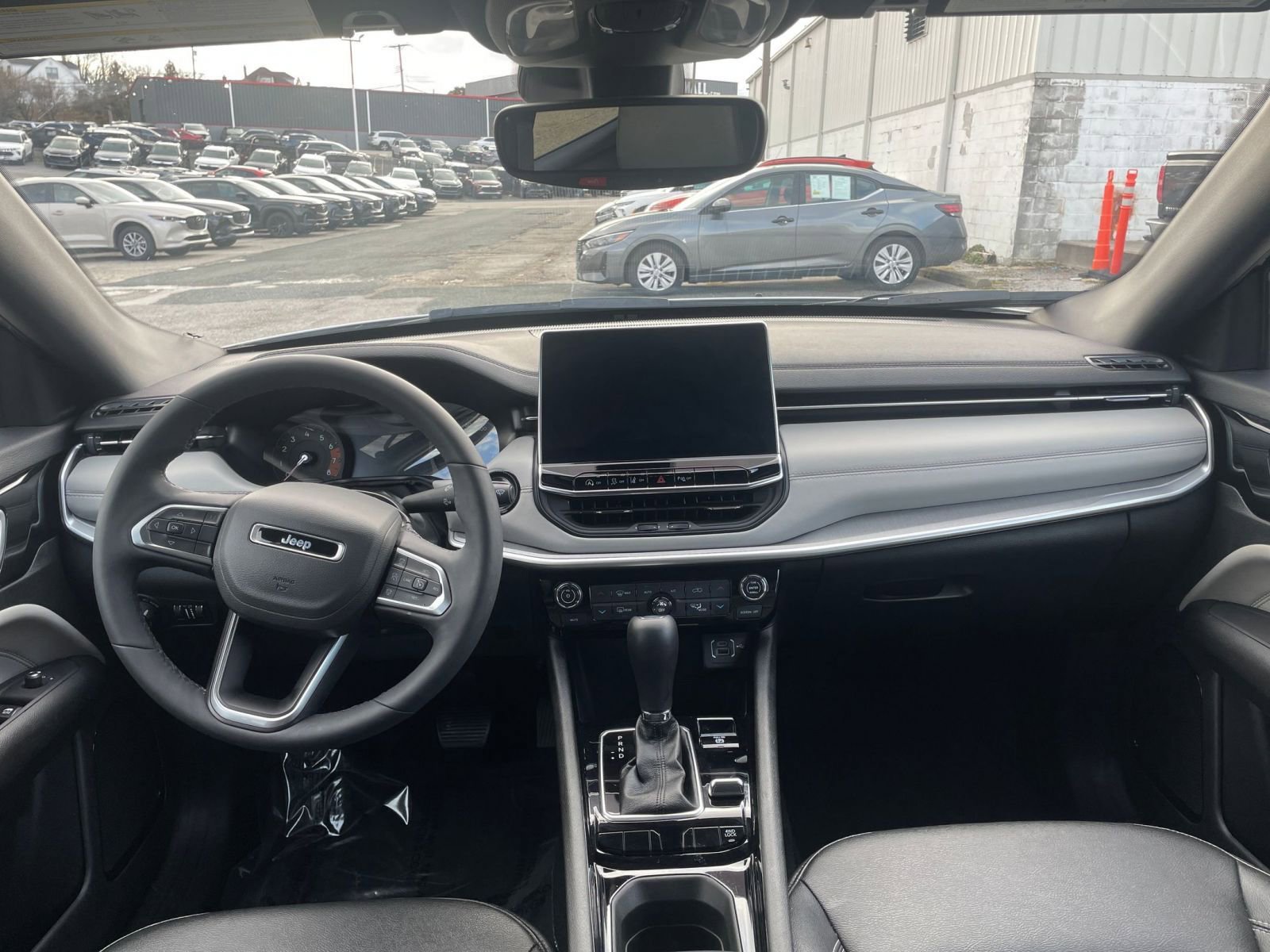 Thumbnail: 2025 Jeep Compass - 33