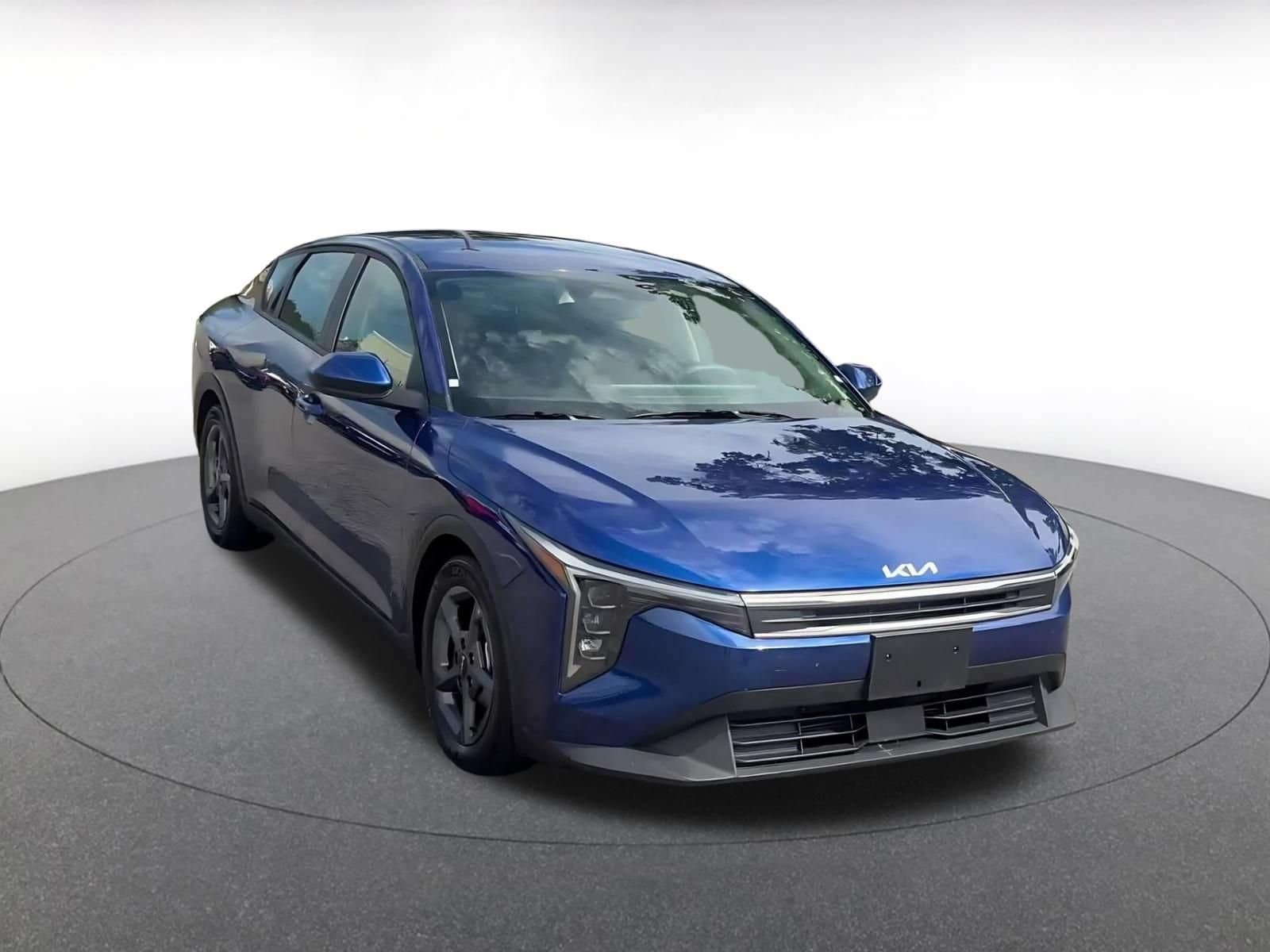 Thumbnail: 2026 Kia K4 - 3