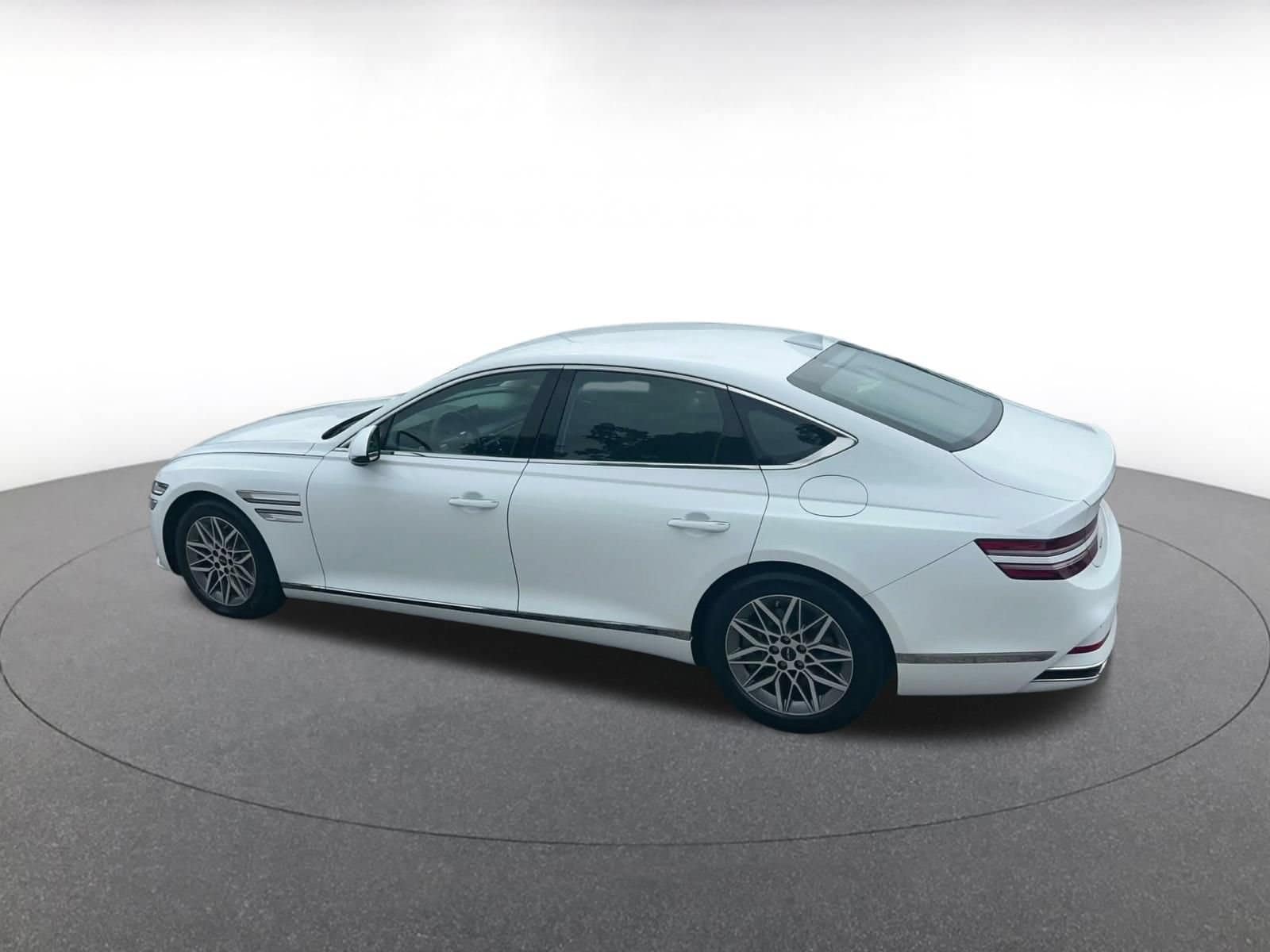 Thumbnail: 2026 Genesis G80 - 9