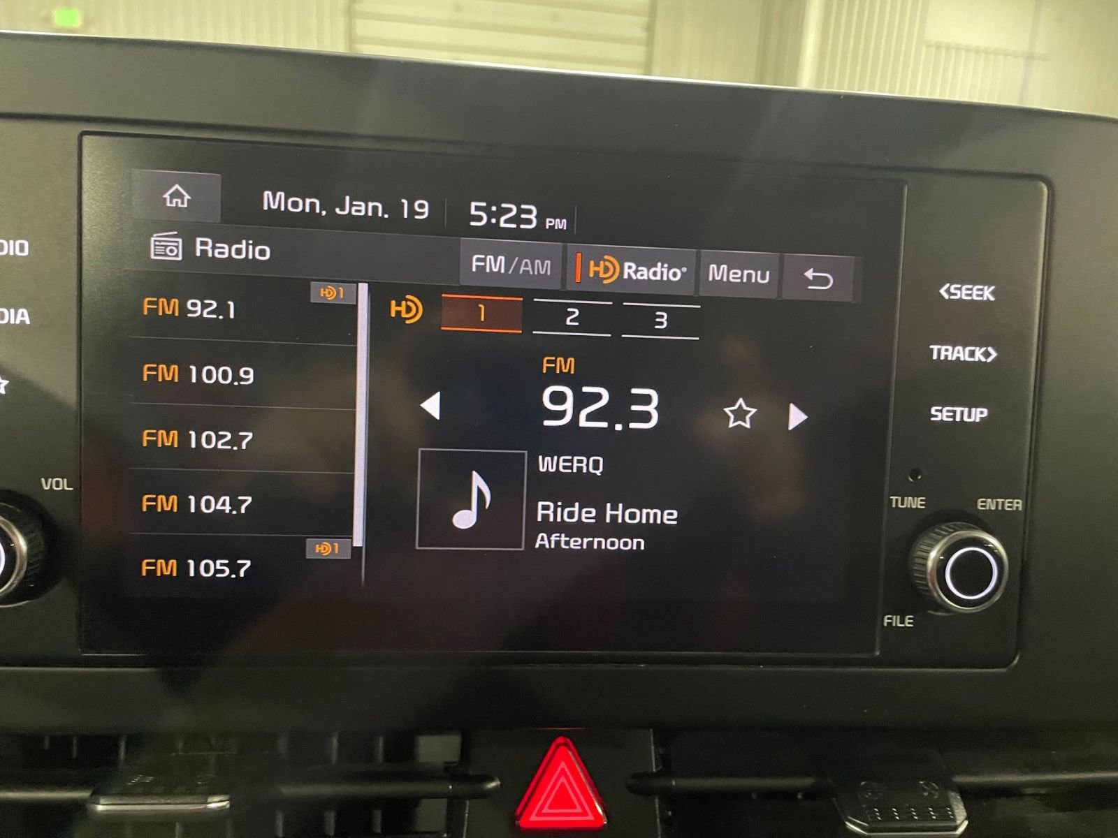 Thumbnail: 2023 Kia Sportage - 21