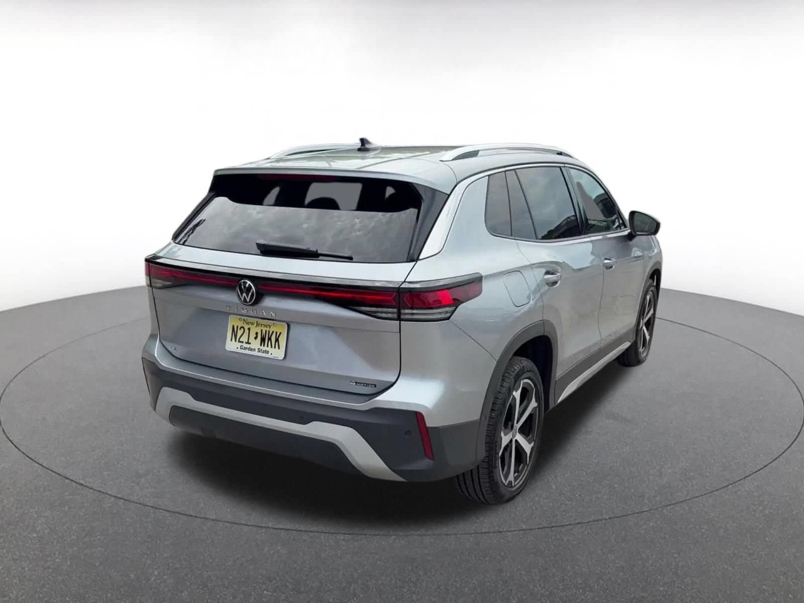 Thumbnail: 2026 Volkswagen Tiguan - 13