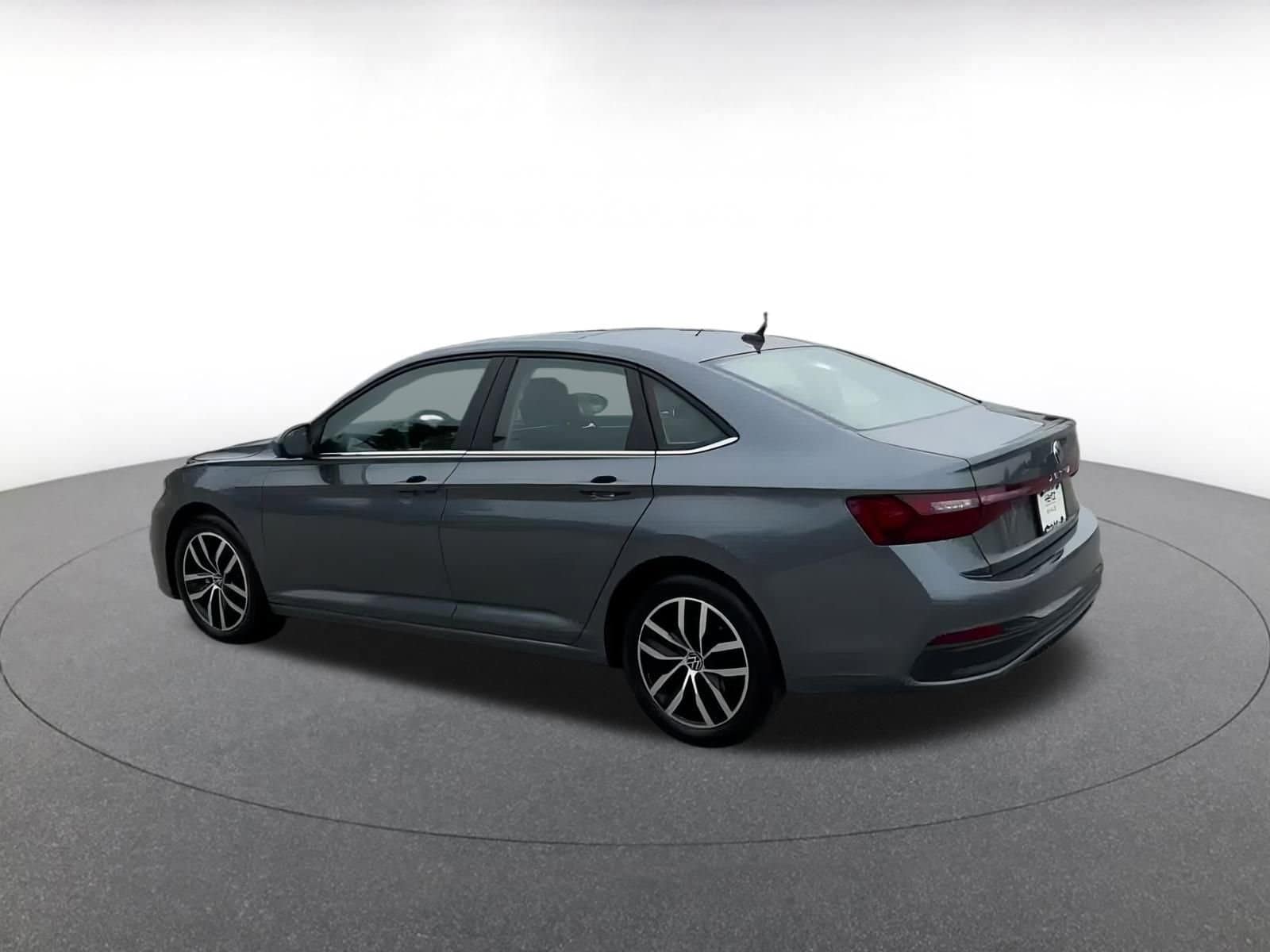 Thumbnail: 2025 Volkswagen Jetta - 11