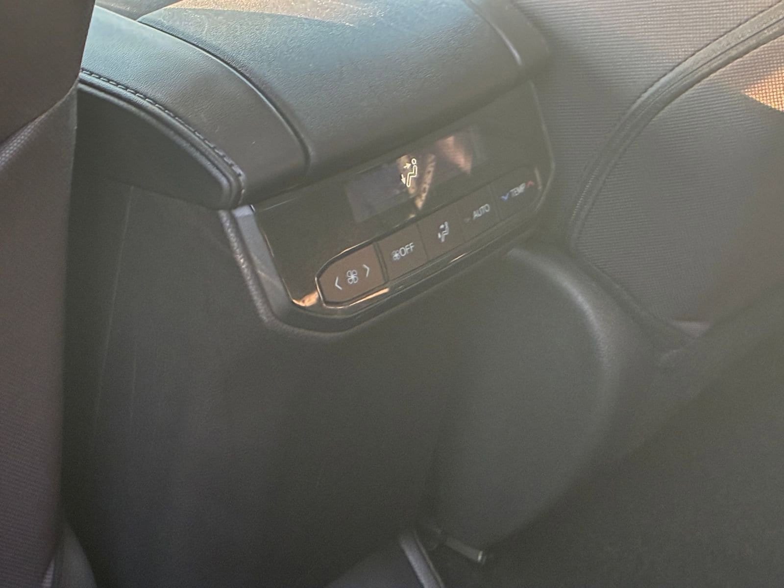 Thumbnail: 2025 Toyota Highlander - 24