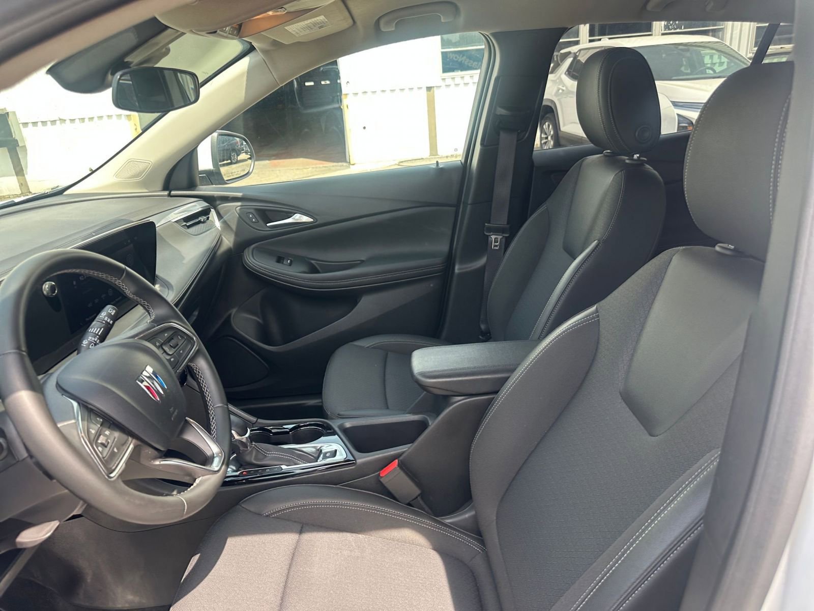 Thumbnail: 2025 Buick Encore GX - 25