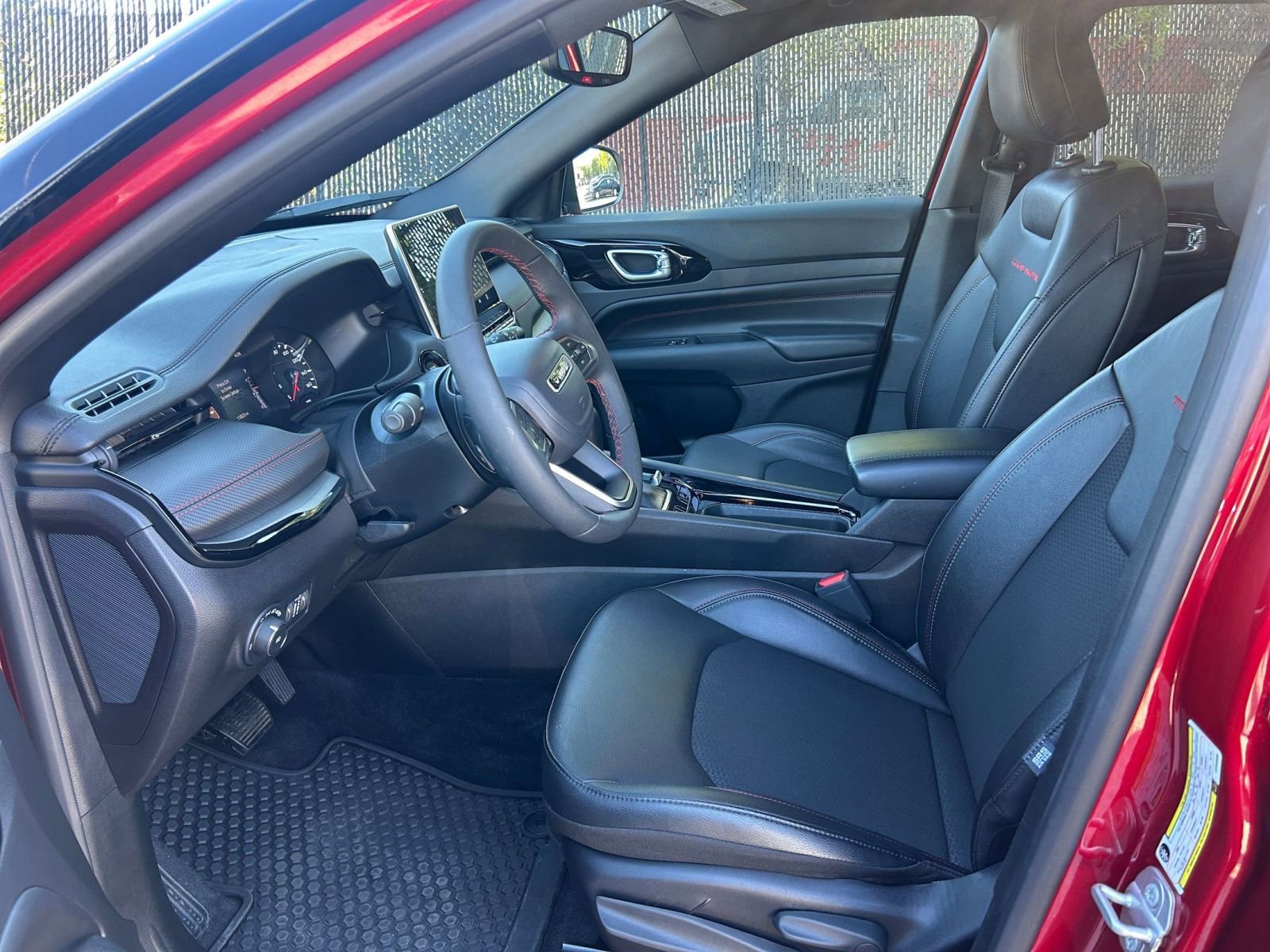 Thumbnail: 2025 Jeep Compass - 25