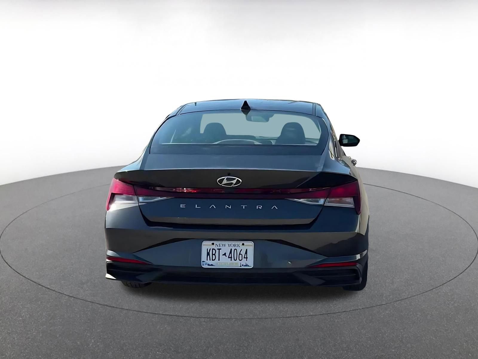Thumbnail: 2023 Hyundai Elantra - 11