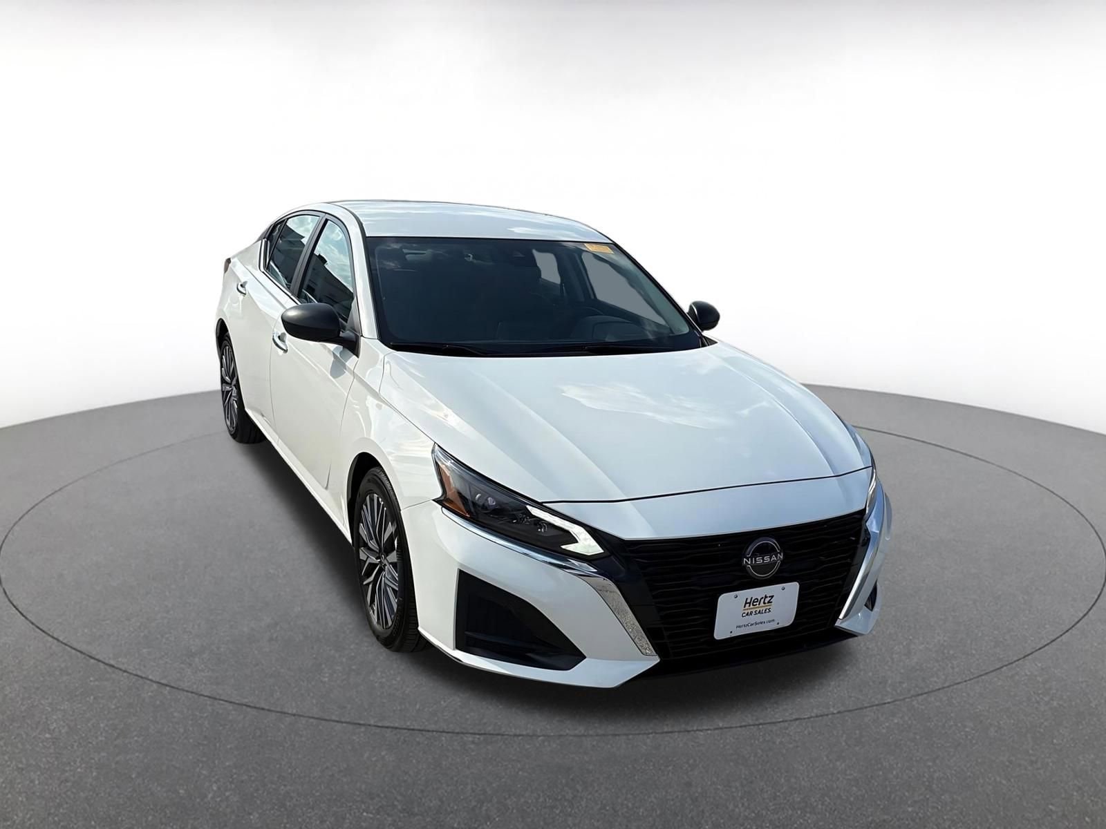 Thumbnail: 2025 Nissan Altima - 1