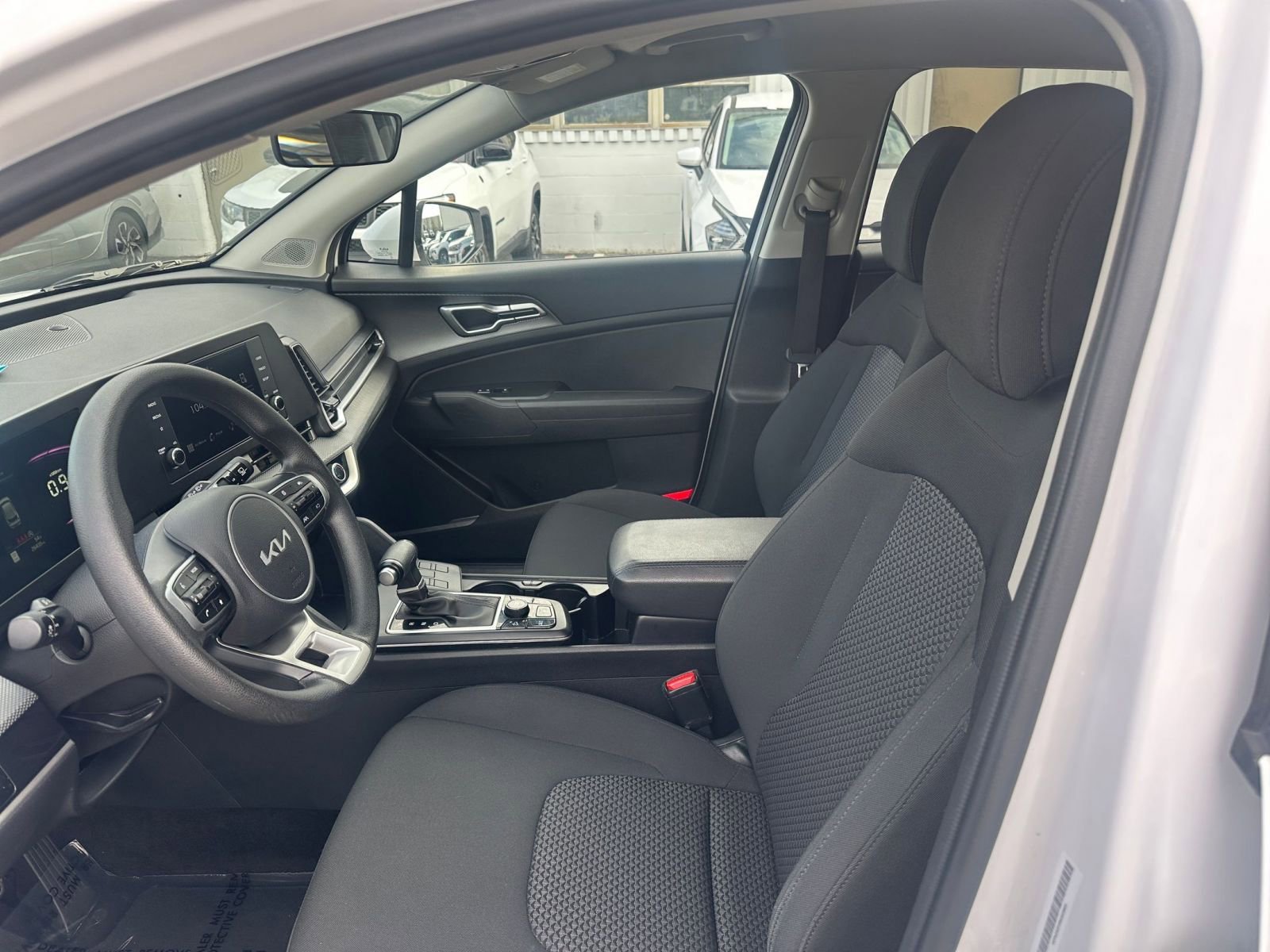 Thumbnail: 2025 Kia Sportage - 25