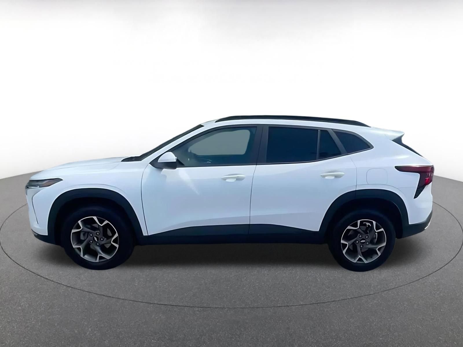 Thumbnail: 2025 Chevrolet Trax - 9