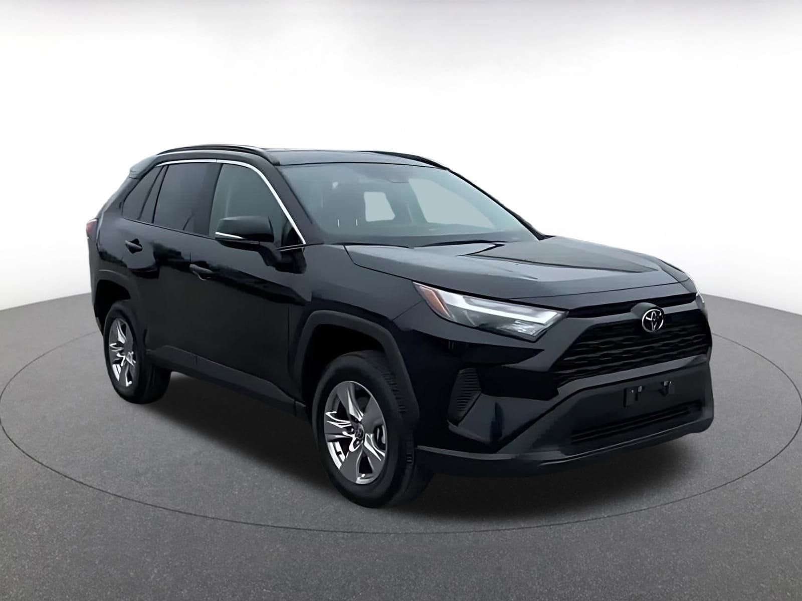 Thumbnail: 2025 Toyota RAV4 - 3