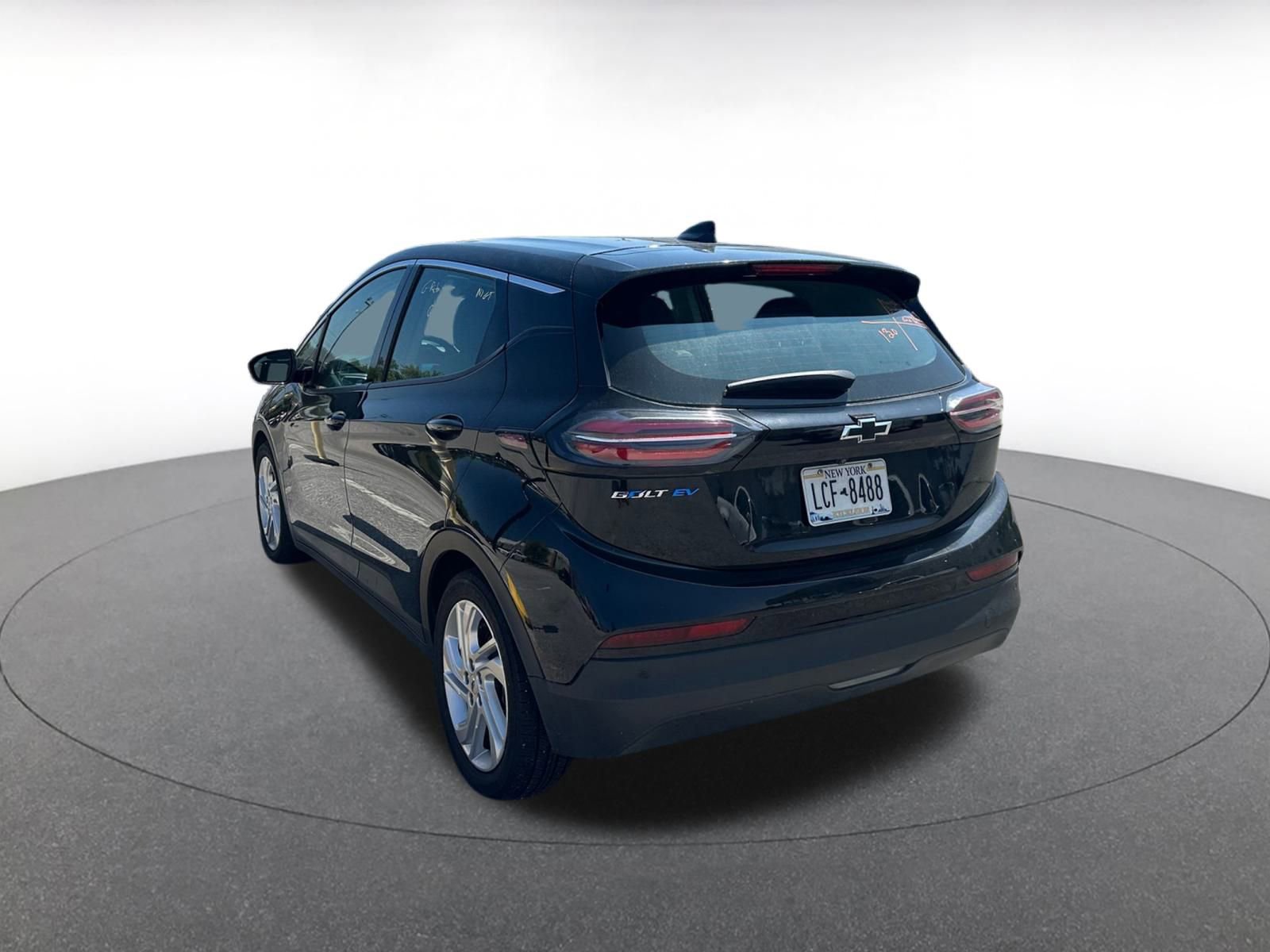 Thumbnail: 2023 Chevrolet Bolt EV - 4