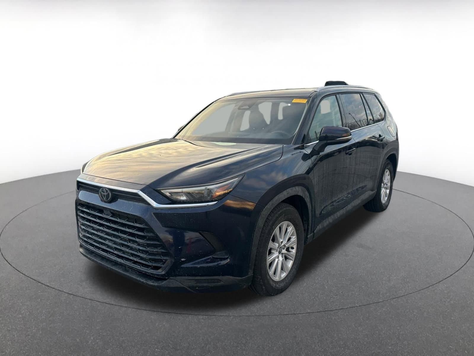 Thumbnail: 2025 Toyota Grand Highlander - 3