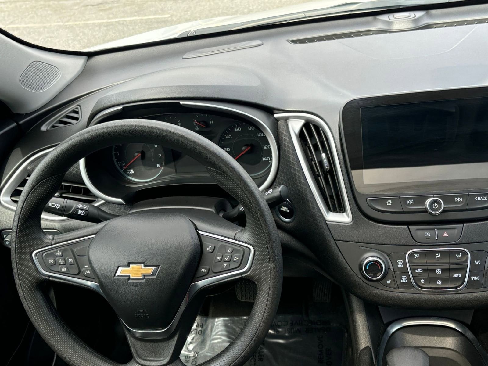 Thumbnail: 2023 Chevrolet Malibu - 34