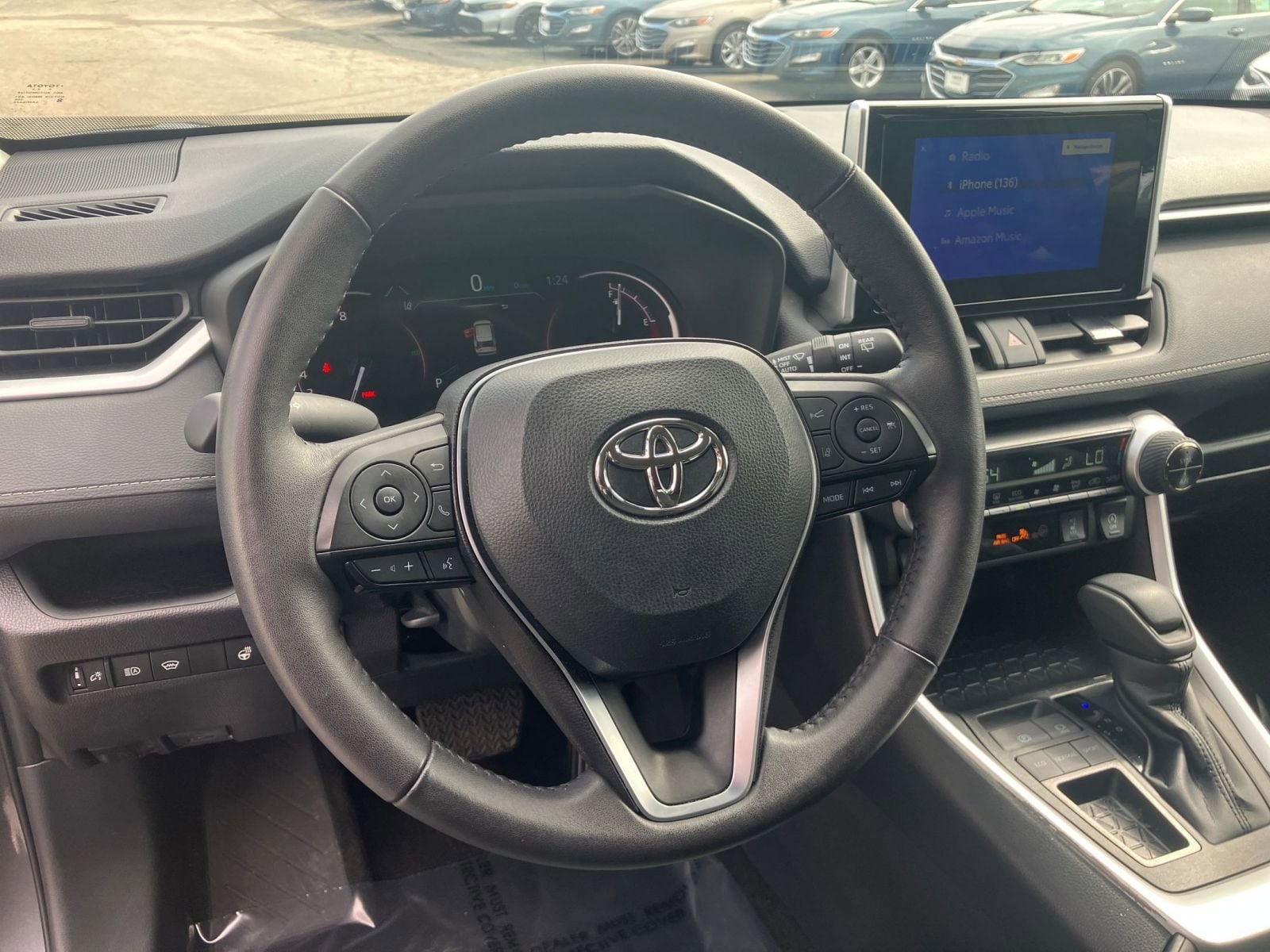 Thumbnail: 2025 Toyota RAV4 - 28