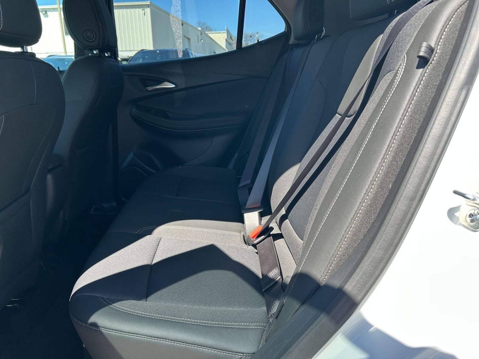 Thumbnail: 2025 Buick Encore GX - 21