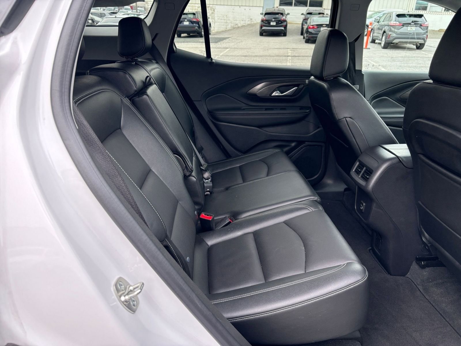 2024 GMC Terrain SLT 26
