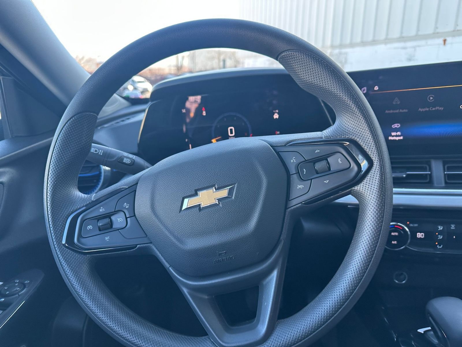 Thumbnail: 2025 Chevrolet Trax - 25