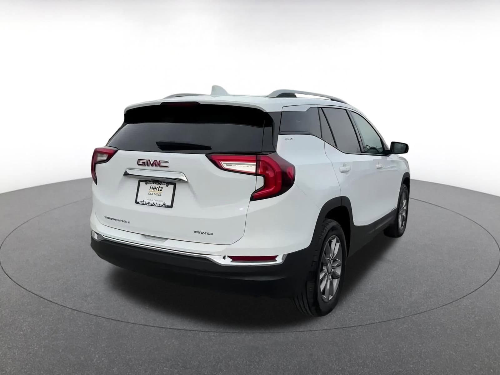 2024 GMC Terrain SLT 13