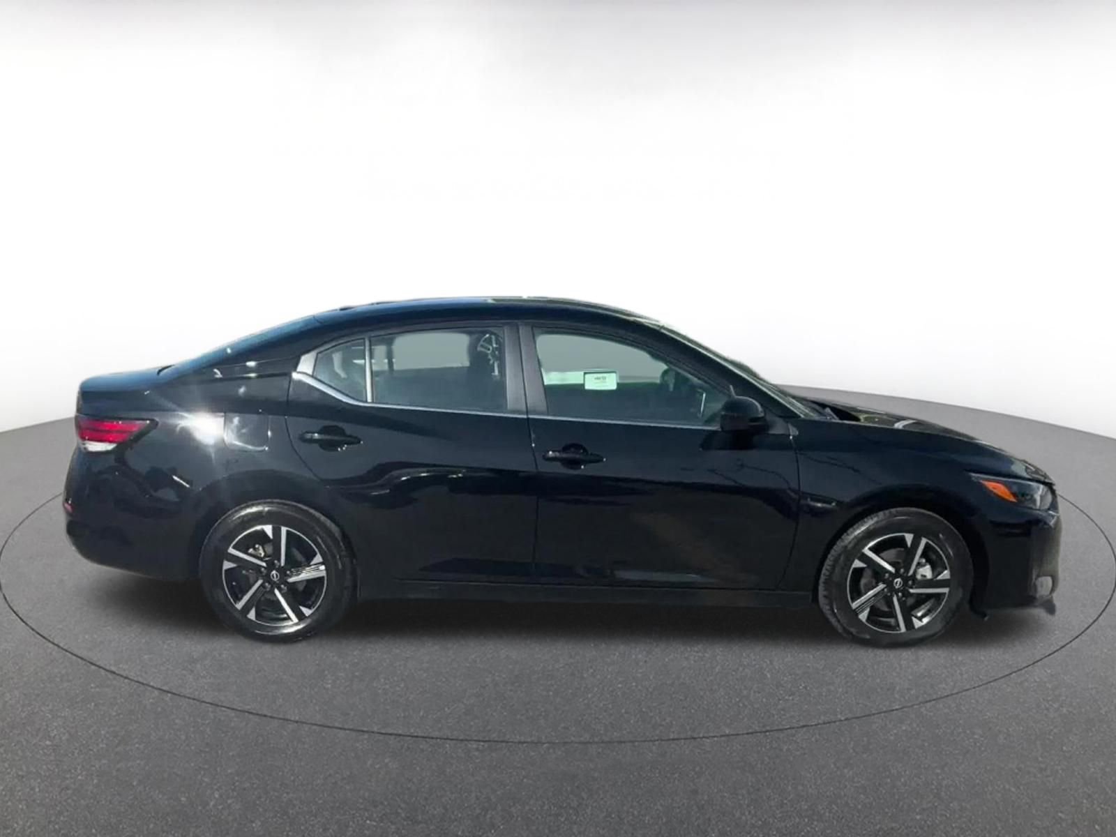 Thumbnail: 2025 Nissan Sentra - 16