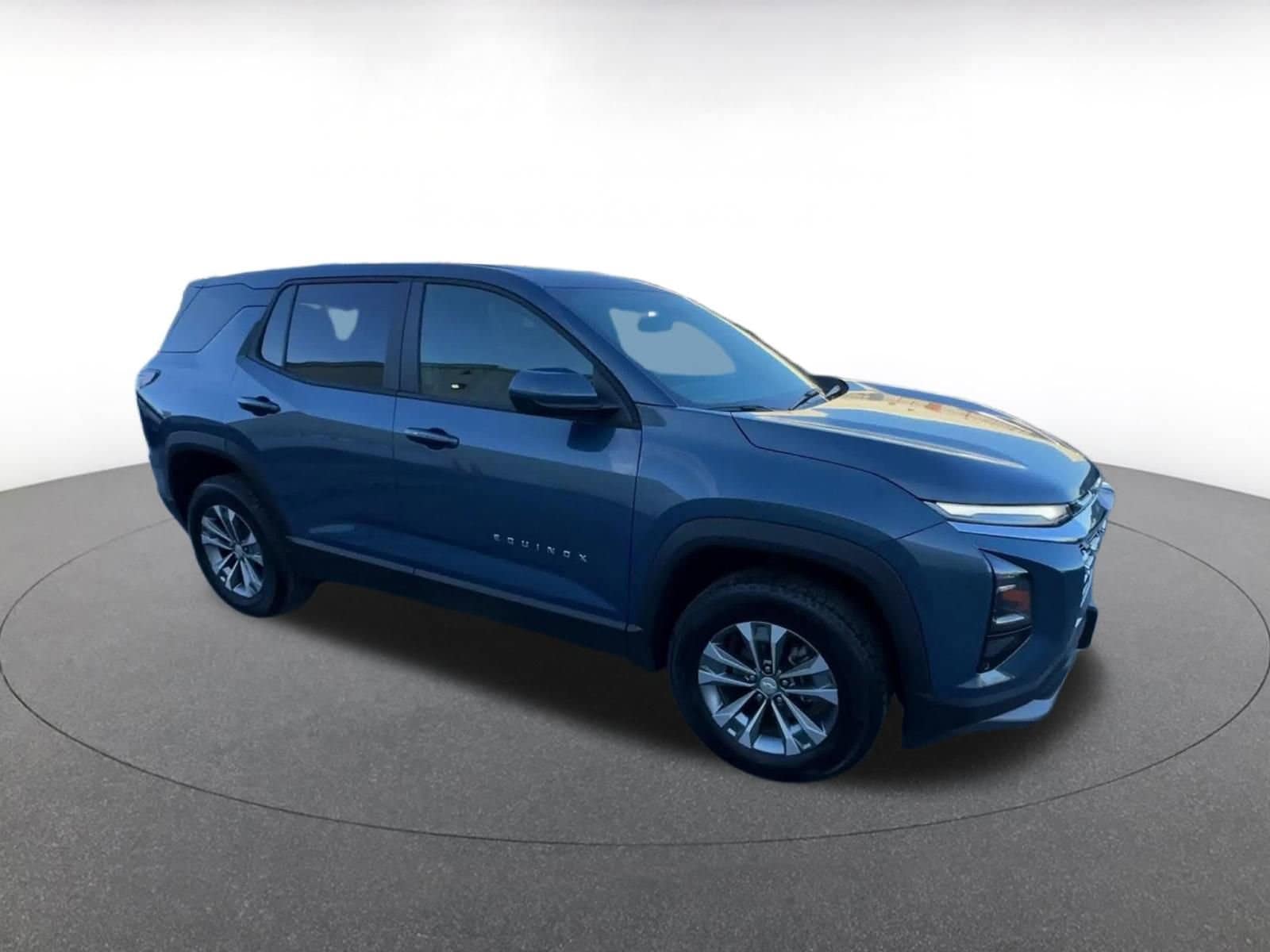 Thumbnail: 2025 Chevrolet Equinox - 2