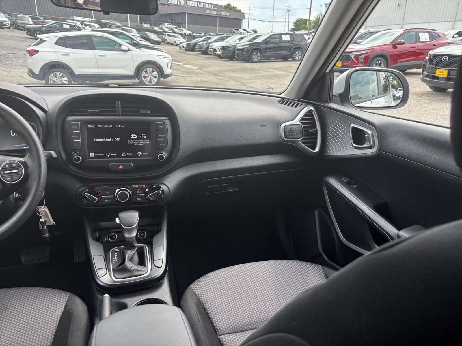 Thumbnail: 2025 Kia Soul - 25