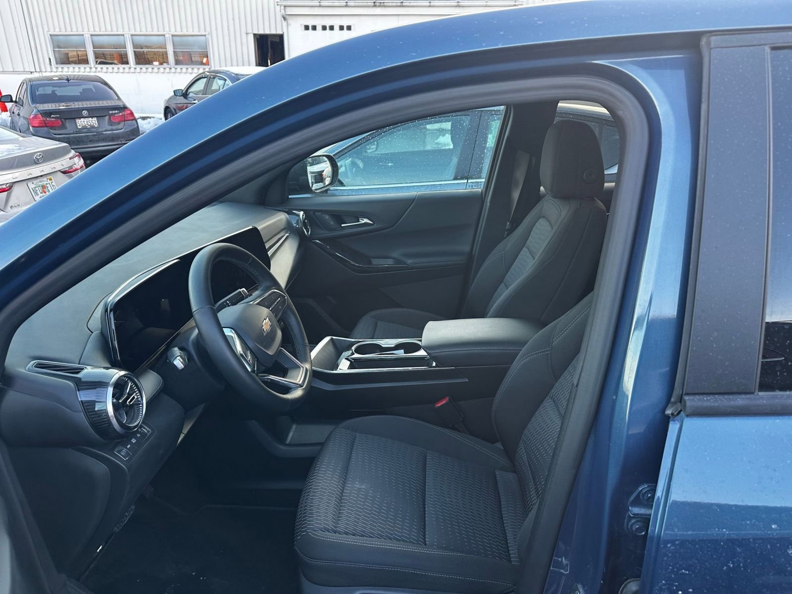 Thumbnail: 2025 Chevrolet Equinox - 6