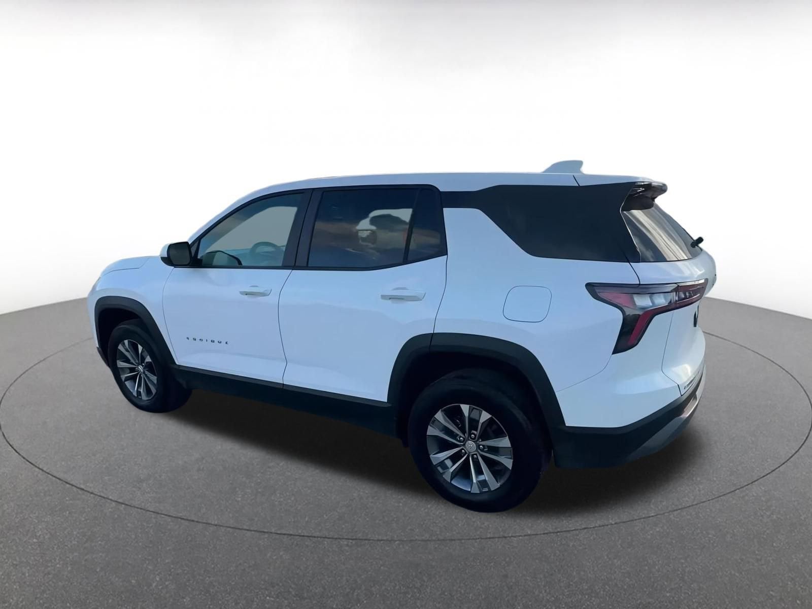 Thumbnail: 2025 Chevrolet Equinox - 10