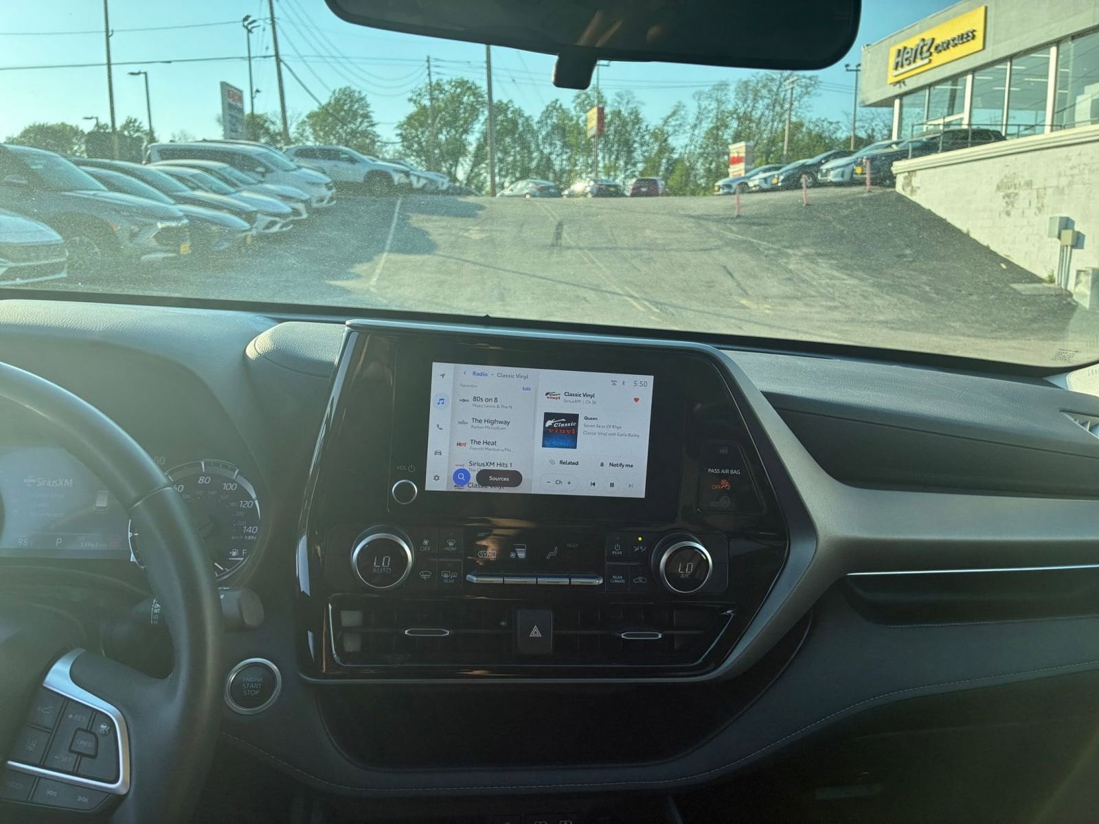 Thumbnail: 2025 Toyota Highlander - 34