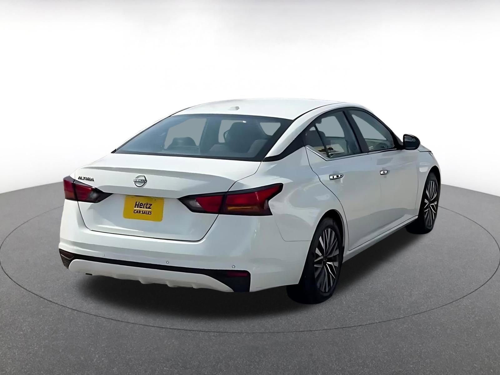 Thumbnail: 2025 Nissan Altima - 14