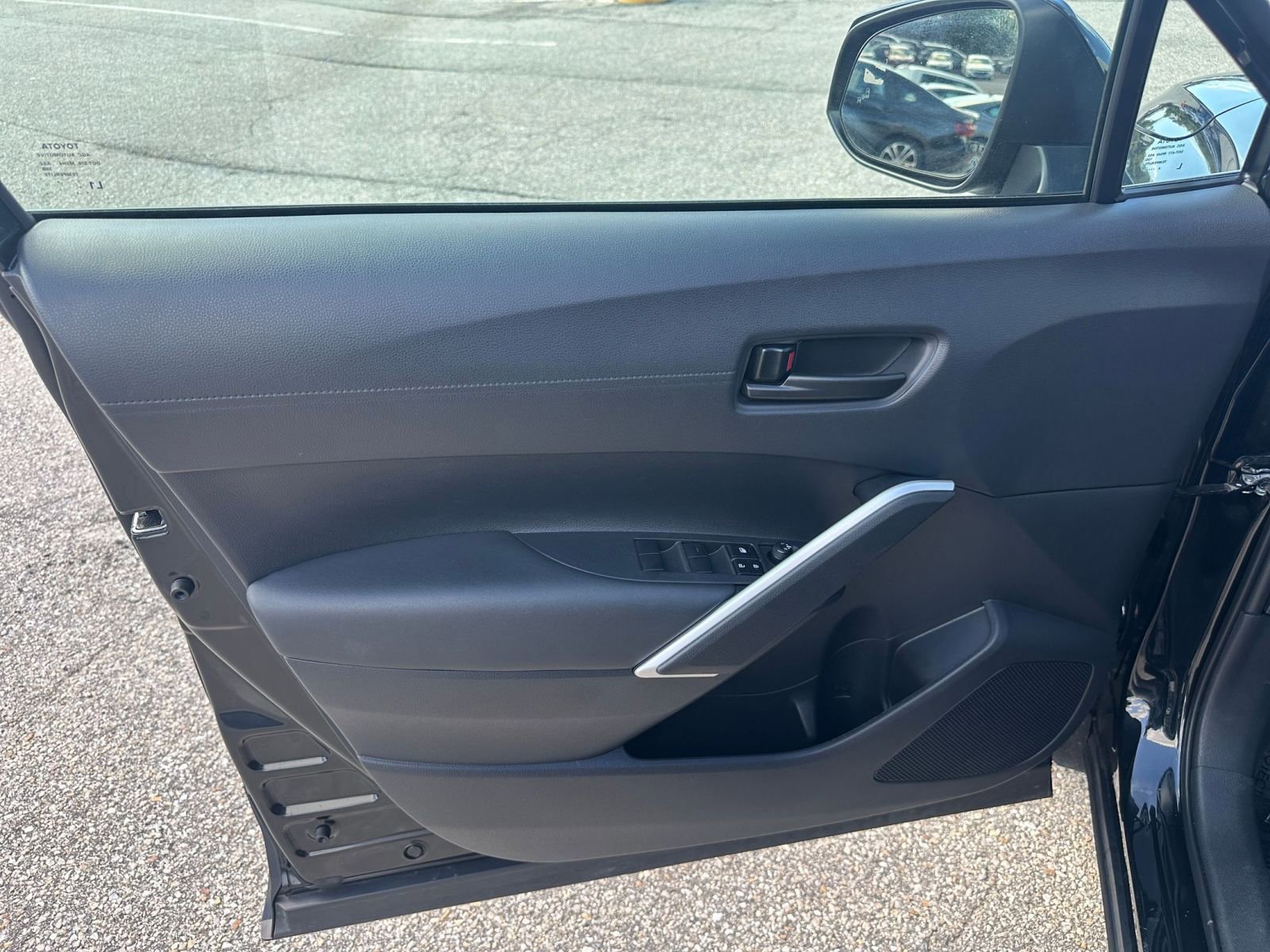 Thumbnail: 2025 Toyota Corolla Cross - 20