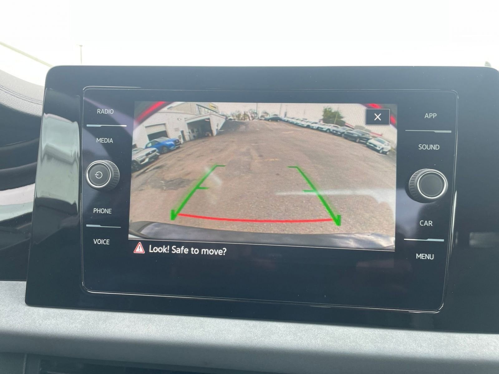 Thumbnail: 2025 Volkswagen Jetta - 17