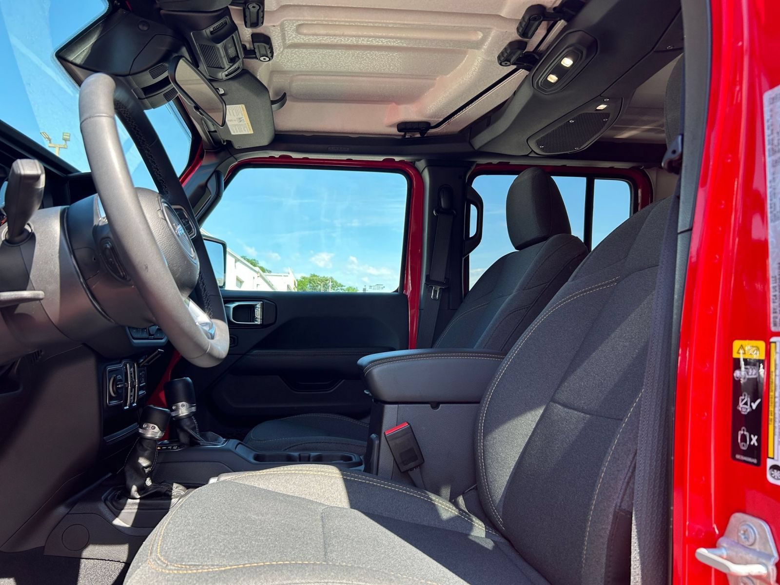 Thumbnail: 2025 Jeep Wrangler - 22