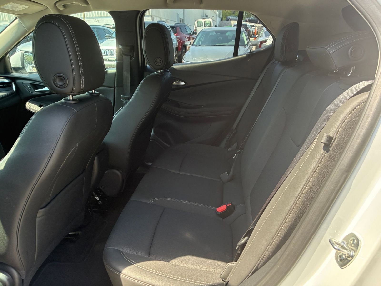 Thumbnail: 2025 Buick Encore GX - 21