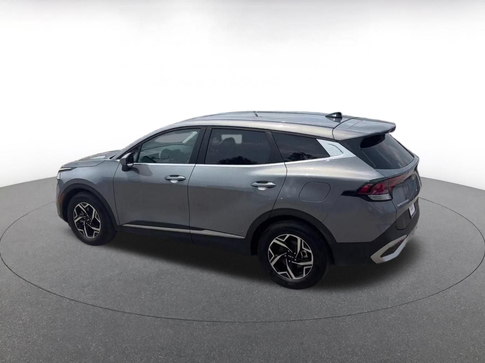 Thumbnail: 2025 Kia Sportage - 10