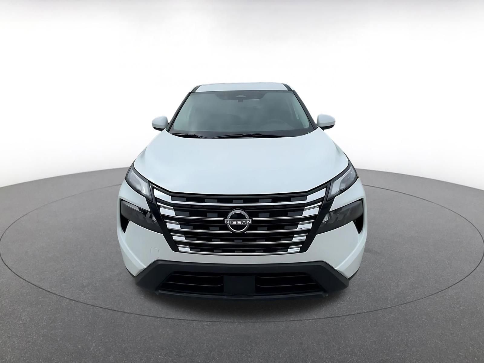 Thumbnail: 2025 Nissan Rogue - 4