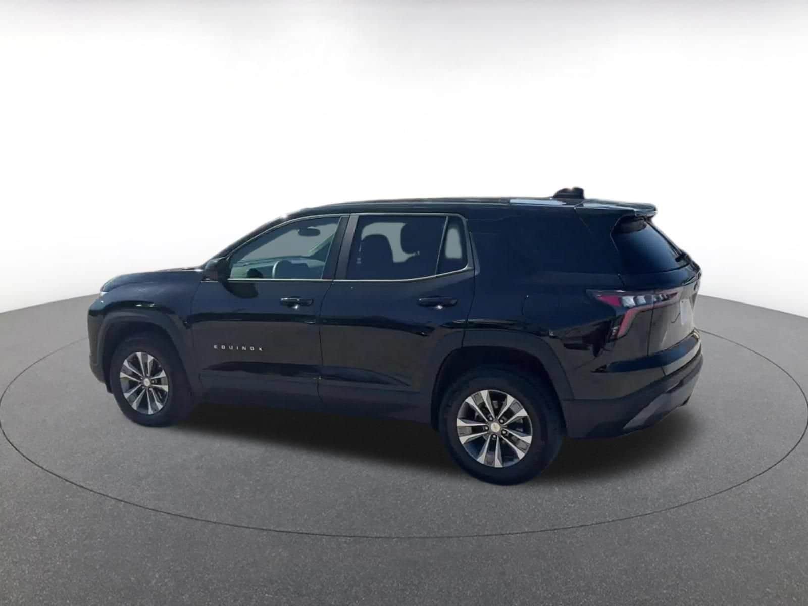 Thumbnail: 2025 Chevrolet Equinox - 8