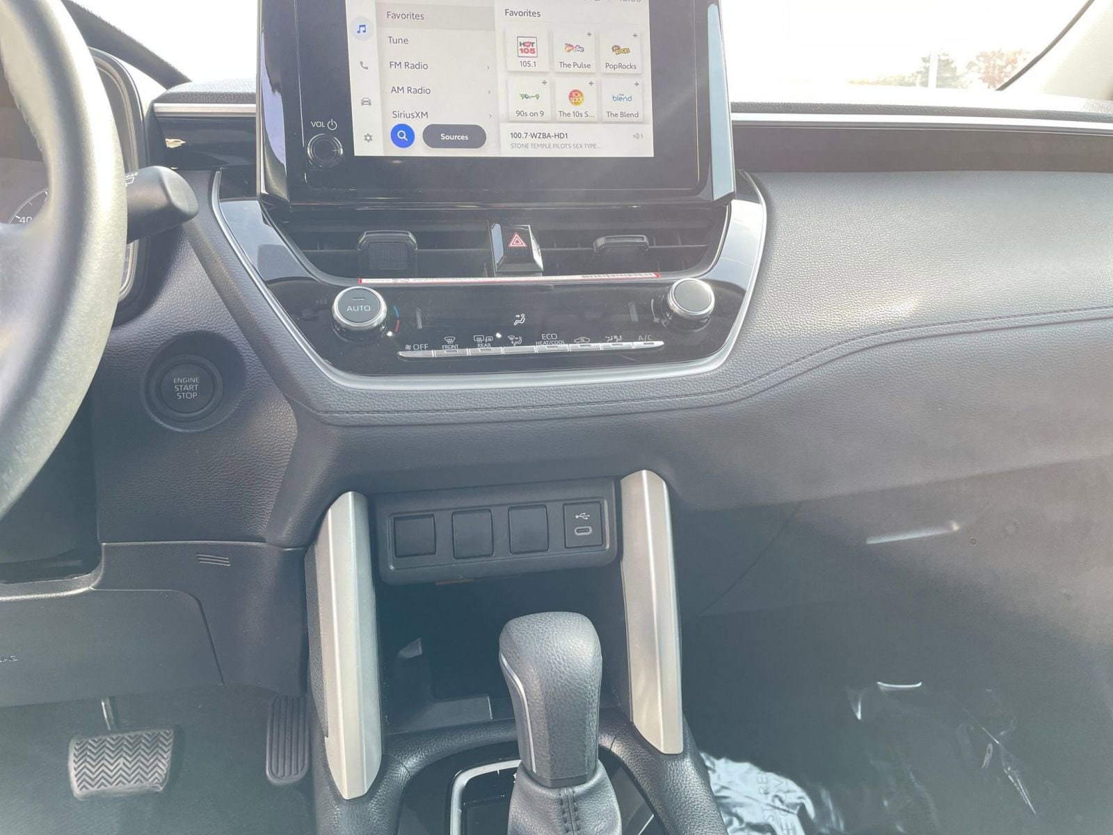 Thumbnail: 2025 Toyota Corolla Cross - 18