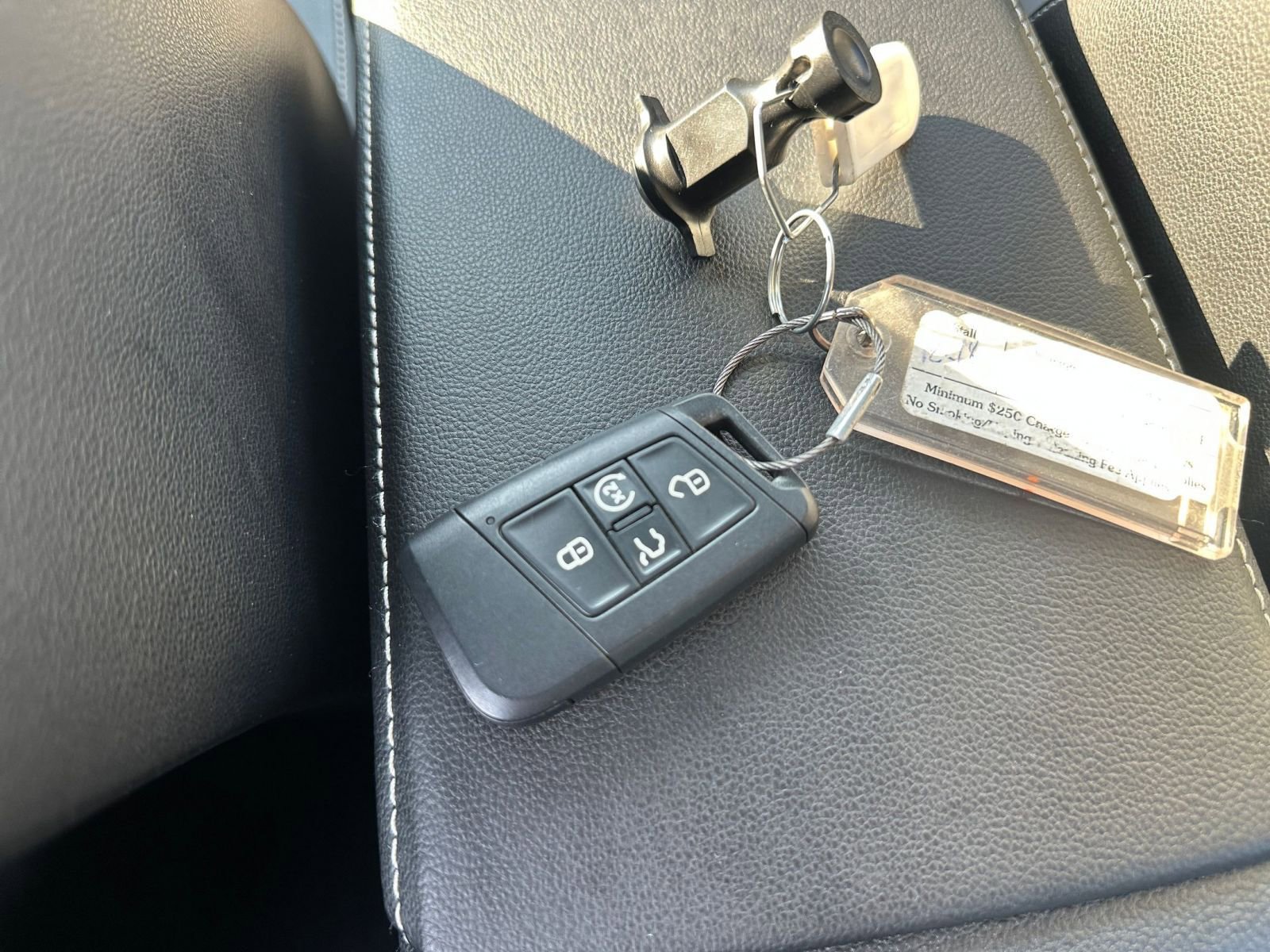 Thumbnail: 2025 Volkswagen Jetta - 22