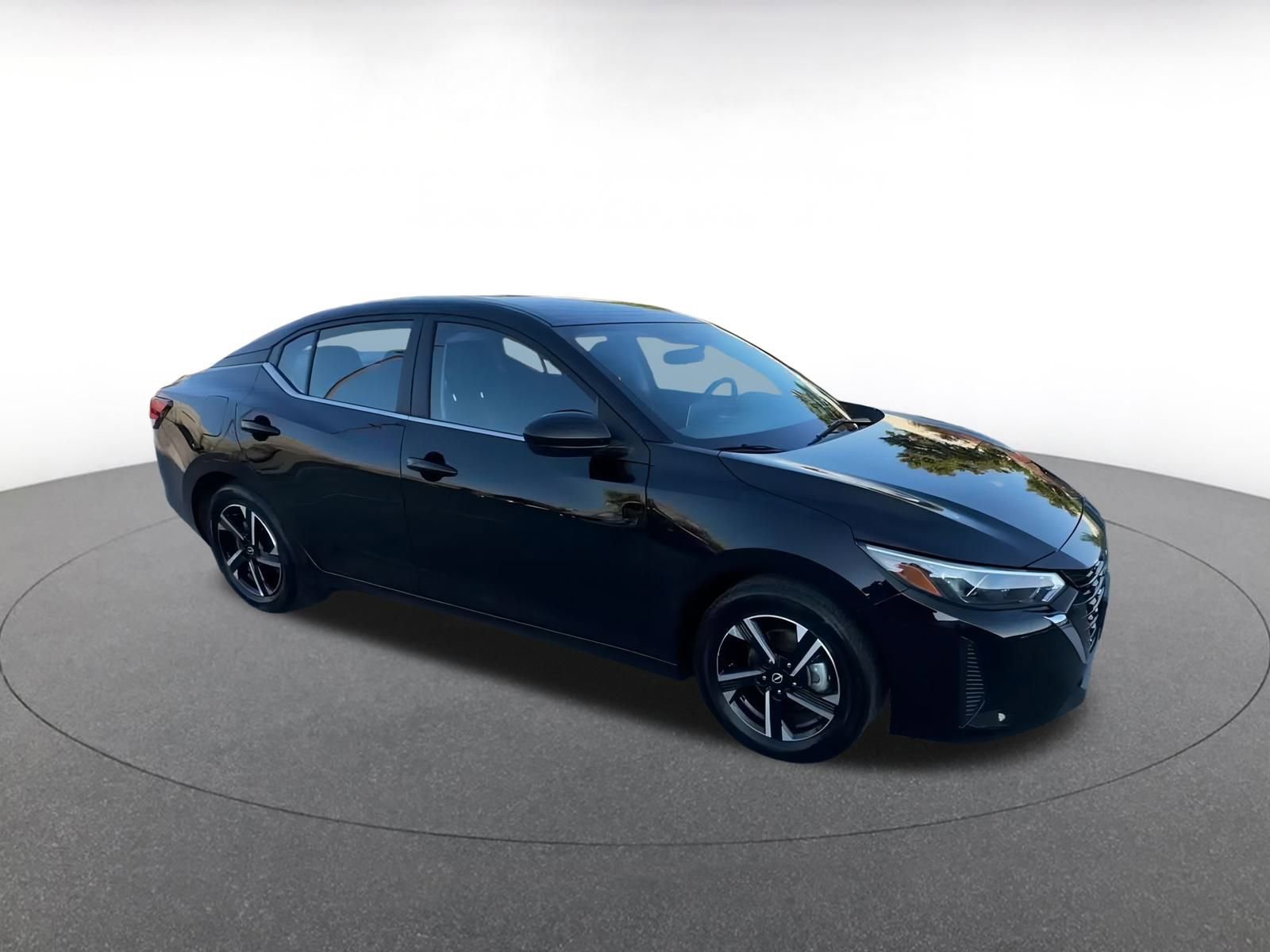 Thumbnail: 2025 Nissan Sentra - 2