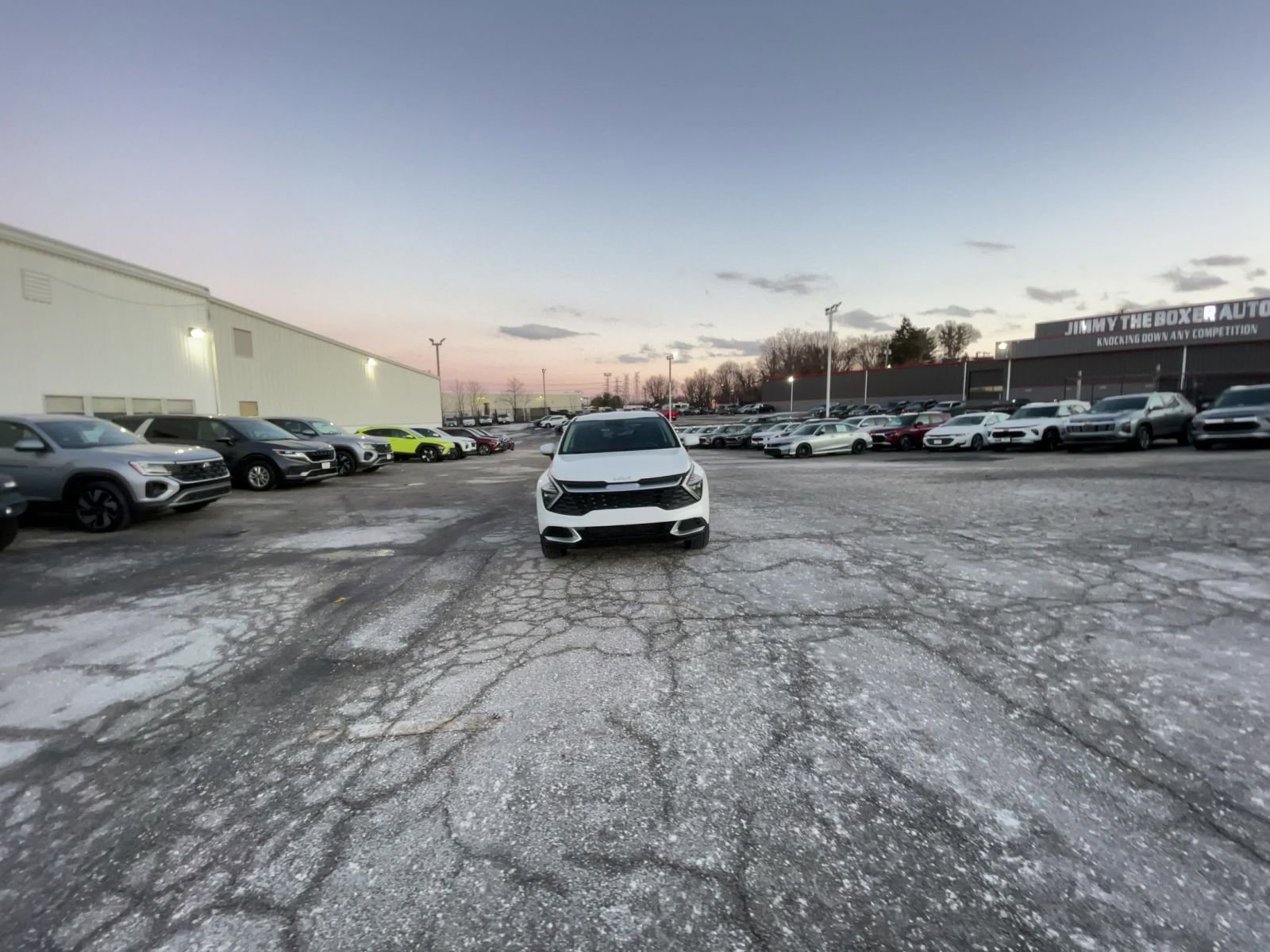 Thumbnail: 2023 Kia Sportage - 16