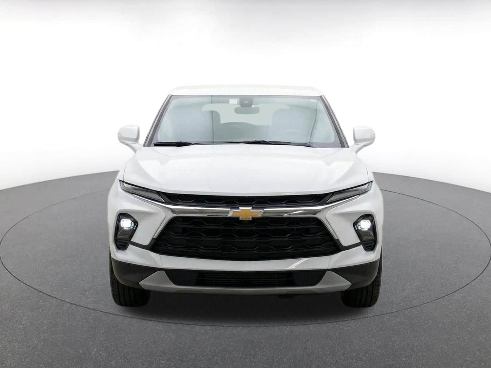 Thumbnail: 2026 Chevrolet Blazer - 2
