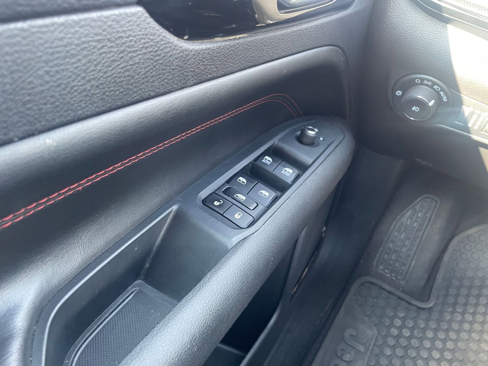 Thumbnail: 2025 Jeep Compass - 18